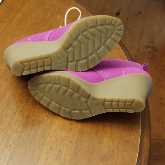 SHE'S BOLD❣️Dr. Martens Barbie pinkish, purple booties - Picture 5 of 9